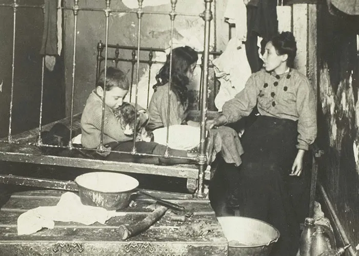 41 Dark Secrets People Found Out That Changed How They View Their Family Members