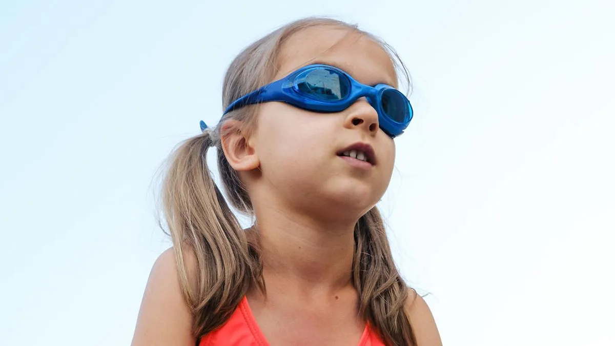 Swim Coach Insists 10YO Removes Parts Of Her Modest Swimwear Or Miss The Lesson, Parent Is Livid
