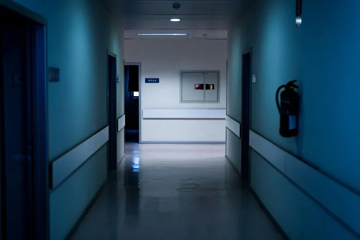 28 True Horror Stories From Hospital Staff That Might Make You Look Twice In The ER