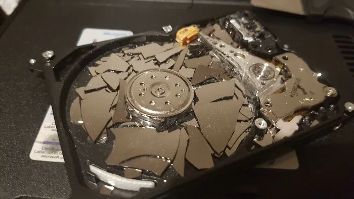 My Grandfather Didnt Trust I'd Wipe His Hard Drive Before Selling His Old Laptop. So He Took It Into His Own Hands