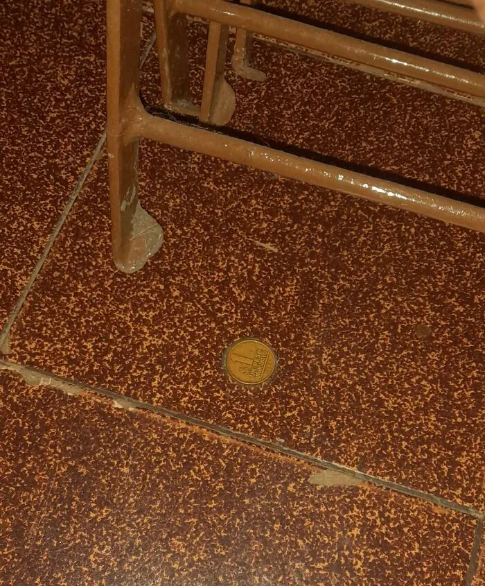 I Glued This Coin To The Ground When I Was A Kid. 10 Years Later I Tried To Pick It Up And Fooled Myself