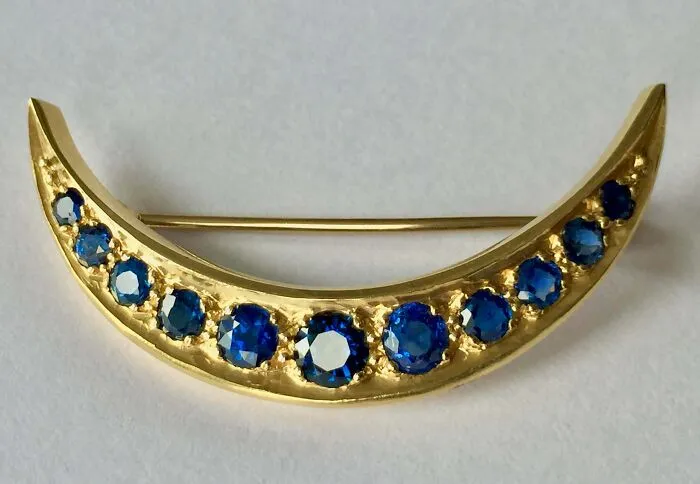 Found This Unmarked 18k Gold And Sapphire Pin For $2