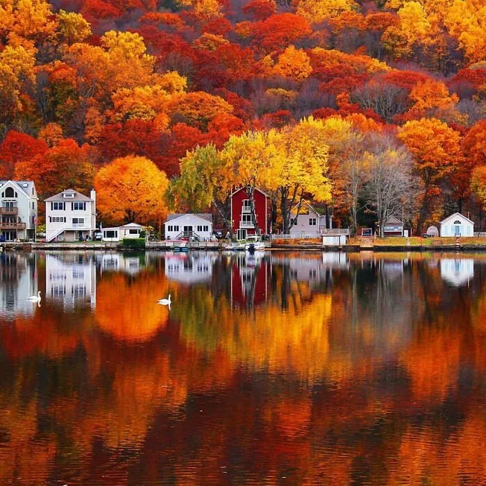A Perfect Autumn Weekend Getaway