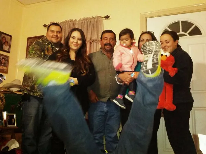 Al finalizar la fiesta de Nochebuena de mi familia, quisimos tomarnos una foto de grupo.