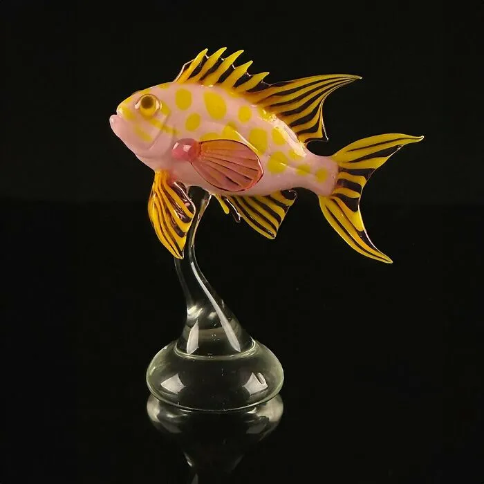 35 Glass Creations By Robert Mickelsen That Capture The Beauty Of The Sea In Incredible Detail