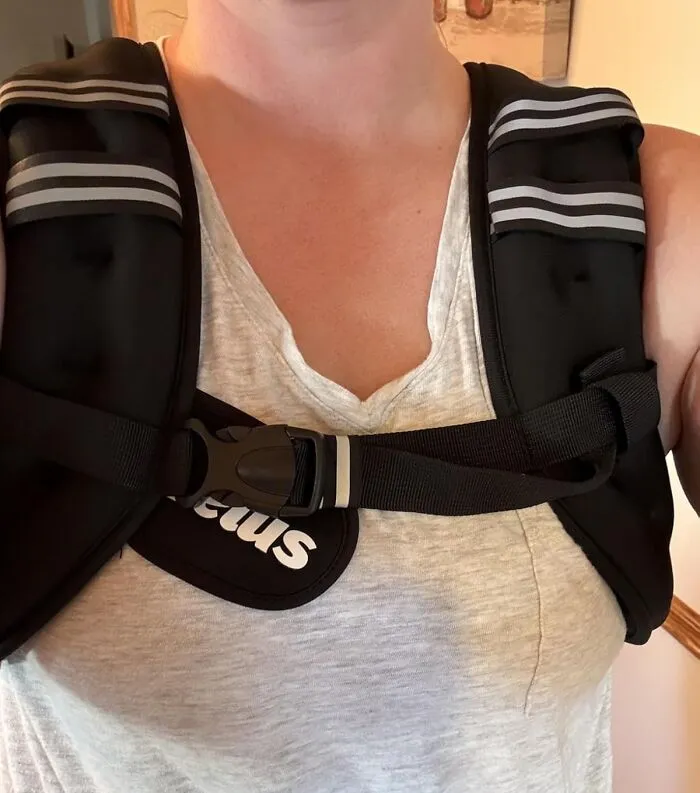  Turn Your Regular Walk Into A Full-Blown Training Montage With The Help Of This<a Style="Display:inline;" Href="Https://Www.amazon.com/Zelus-Weighted-Reflective-Strength-Weightlifting/Dp/B07518rbh2?ie=utf8&th=1&linkcode=ll1&tag=bpbee-20&linkid=d8d6a3a640bbe2f3565a1ec275fbb434&language=en_us&ref_=as_li_ss_tl" Target="_blank">   <span Style="Font: Inherit; Color: #d74b1f;"> Weighted Vest </Span>