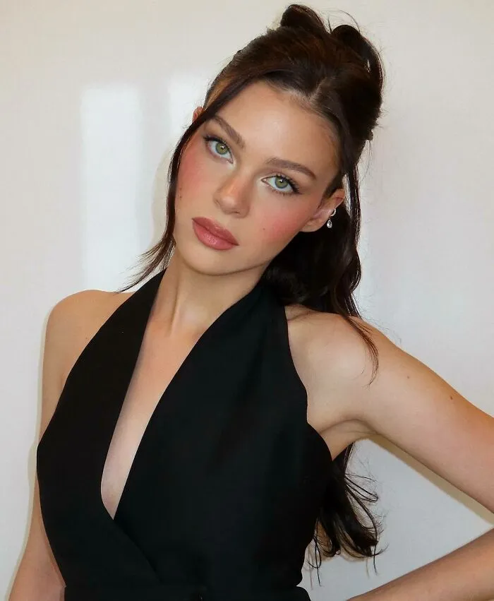 Nicola Peltz