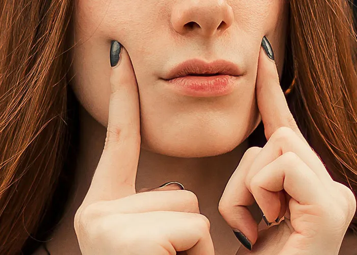 “It Looked Better Just Thick And Fat”: 45 Beauty Procedures People Regret Having Done