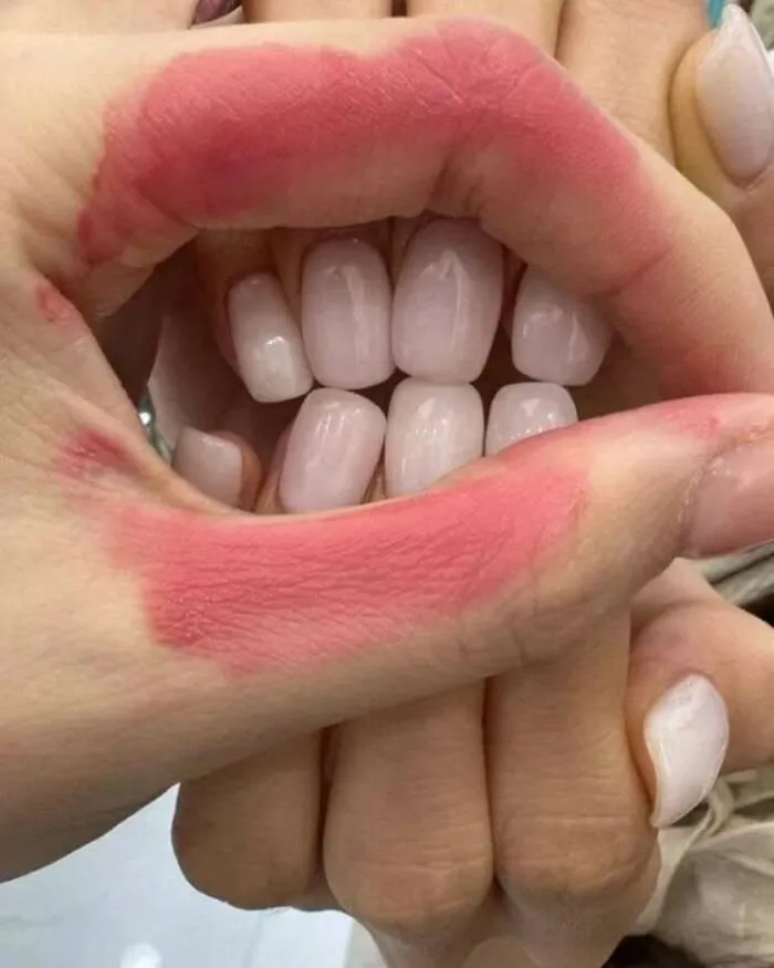 50 Chaotic Images Where "Things Only Get Weirder" The Longer You Look (New Pics)