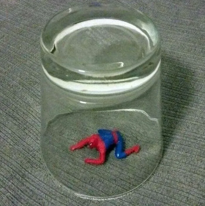 50 Chaotic Images Where "Things Only Get Weirder" The Longer You Look (New Pics)