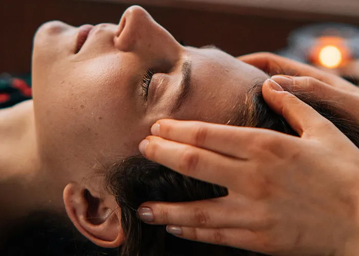 “It Looked Better Just Thick And Fat”: 45 Beauty Procedures People Regret Having Done