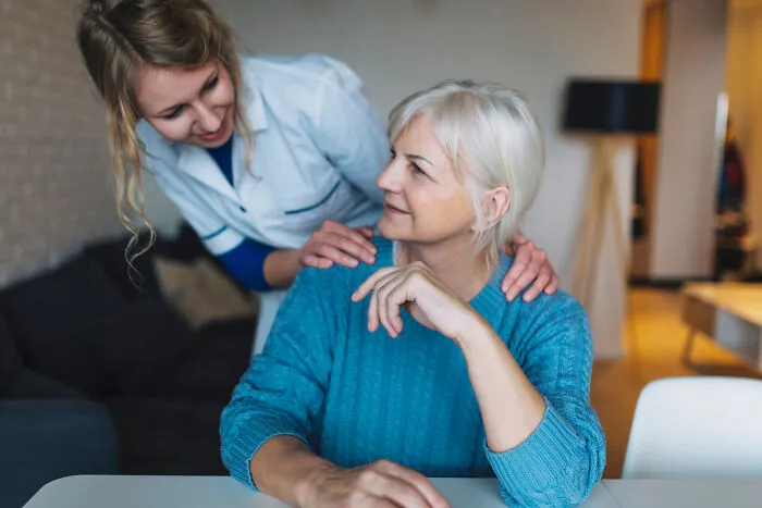 “She Stopped Being Racist”: 30 People With Dementia Who Said The Funniest Things To Their Dearest