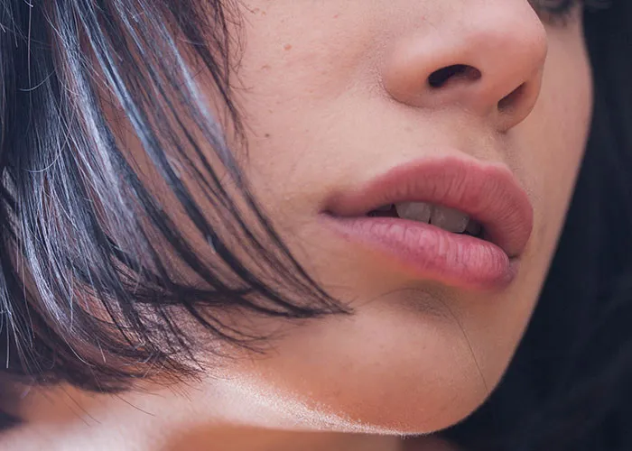 “It Looked Better Just Thick And Fat”: 45 Beauty Procedures People Regret Having Done