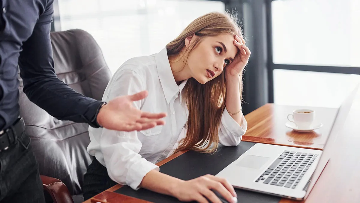Office Drama Erupts After Guy Tries To Push His Extreme Religious Beliefs On Colleagues