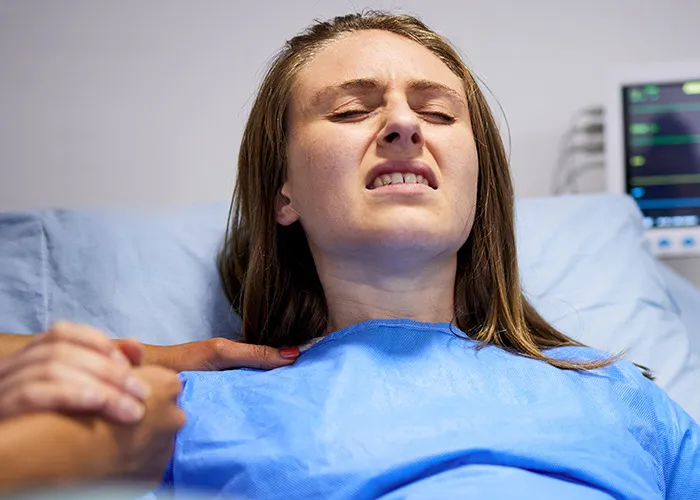 37 People Who Work At Maternity Wards Share The Weirdest Thing A Father Has Done