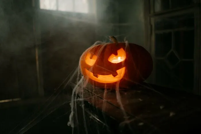 31 People Share Their Absolute Worst Halloween Experiences That Turned Fun Into A Nightmare