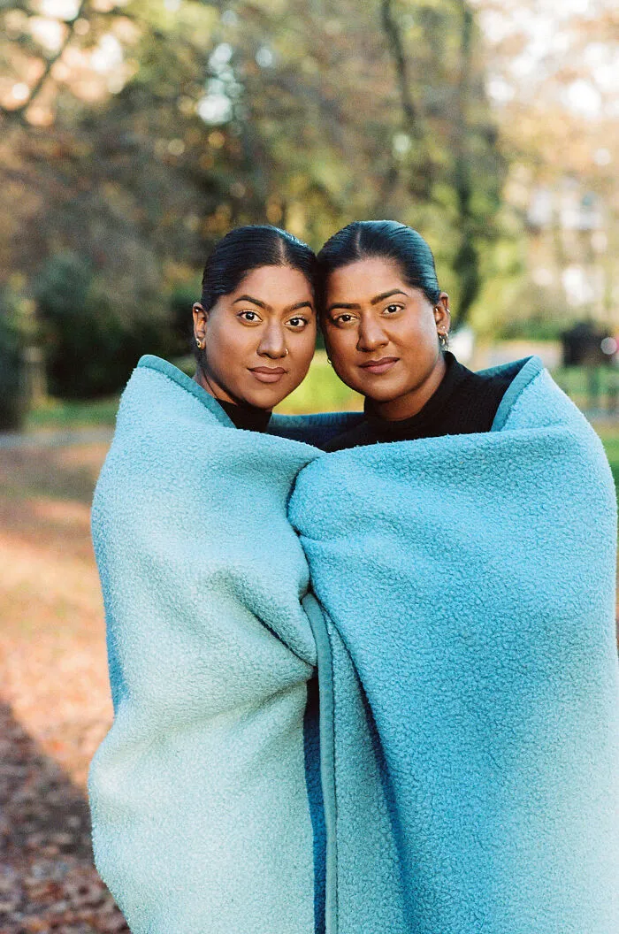 Eleonora Collini’s Twin Portraits Reveal How Similar And Different Siblings Can Be (30 Pics)