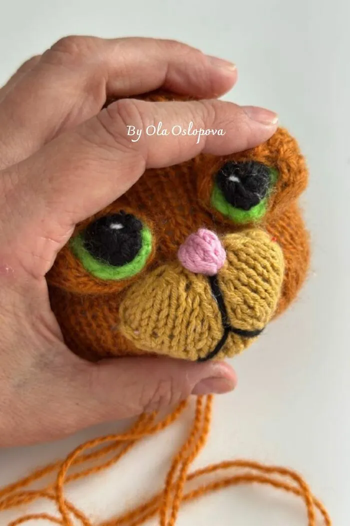 Here's My Puss In Boots Knitting Pattern (5 Pics)