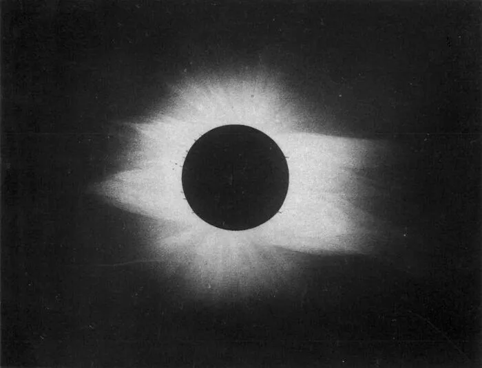 Solar Eclipse On New Year's Day, 1889
