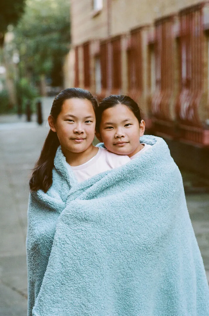 Eleonora Collini’s Twin Portraits Reveal How Similar And Different Siblings Can Be (30 Pics)