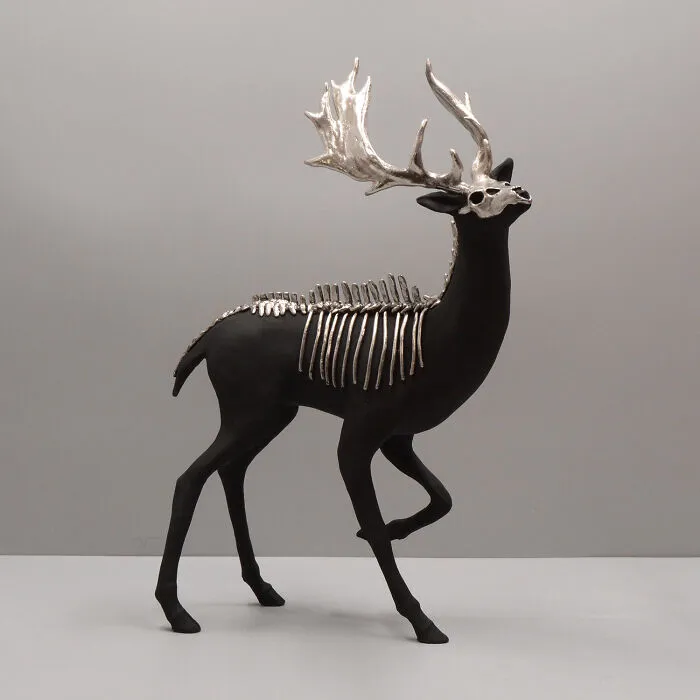 This Artist Creates Porcelain Sculptures So Evocative They Feel Like Relics From Another World (35 Pics)