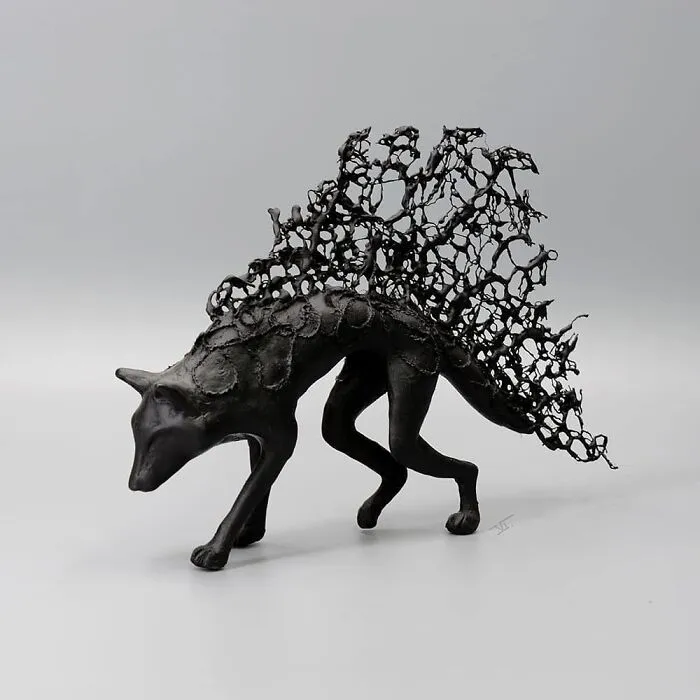 This Artist Creates Porcelain Sculptures So Evocative They Feel Like Relics From Another World (35 Pics)