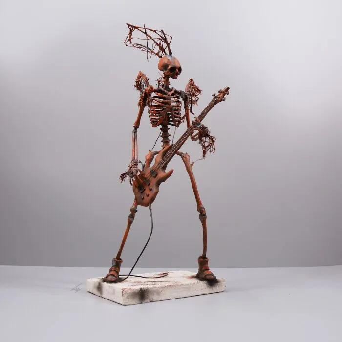This Artist Creates Porcelain Sculptures So Evocative They Feel Like Relics From Another World (35 Pics)