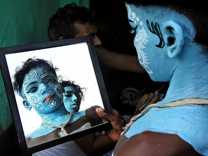 Finalist "The Mirror The Moment" By Kausik Paul, India 