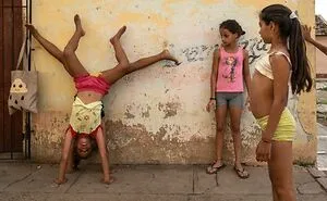 Pure Street Photography Awards 2025: 50 Photos Capturing Life’s Most Honest Moments