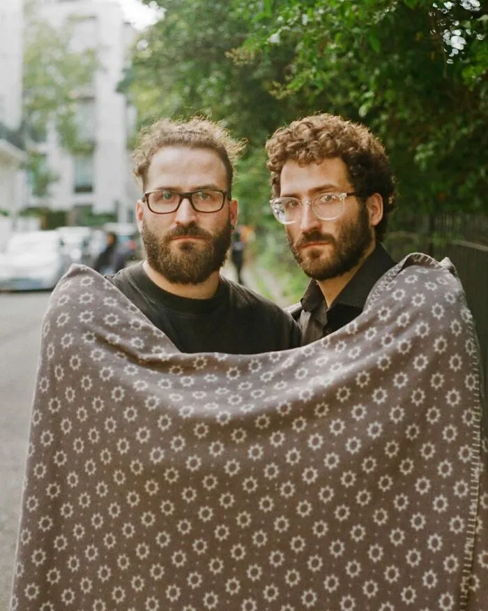 Eleonora Collini’s Twin Portraits Reveal How Similar And Different Siblings Can Be (30 Pics)