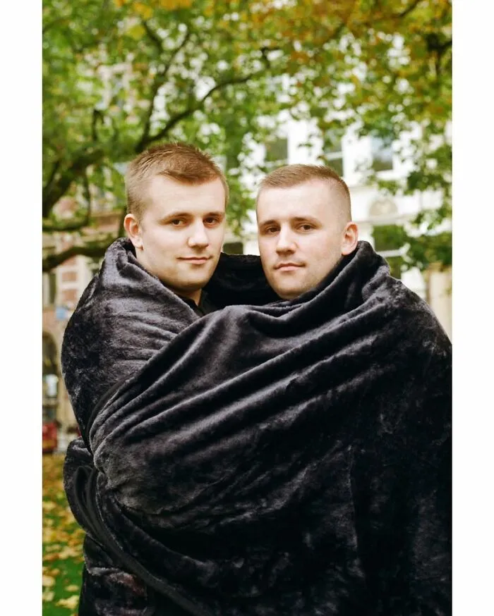 Eleonora Collini’s Twin Portraits Reveal How Similar And Different Siblings Can Be (30 Pics)