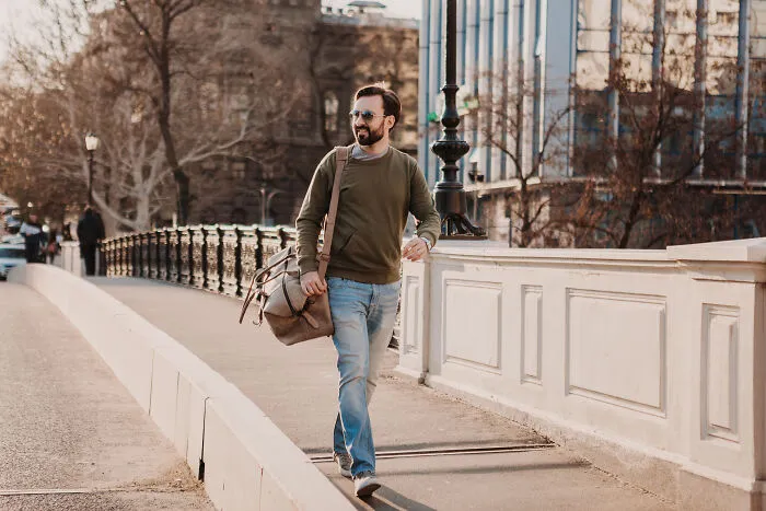 “You Never Have To Pay The Late Fee”: 24 Loopholes People Are Not Gatekeeping For Themselves