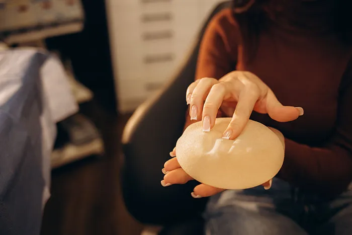 22 Times Plastic Surgery Went Horribly Wrong, And How People Handled It