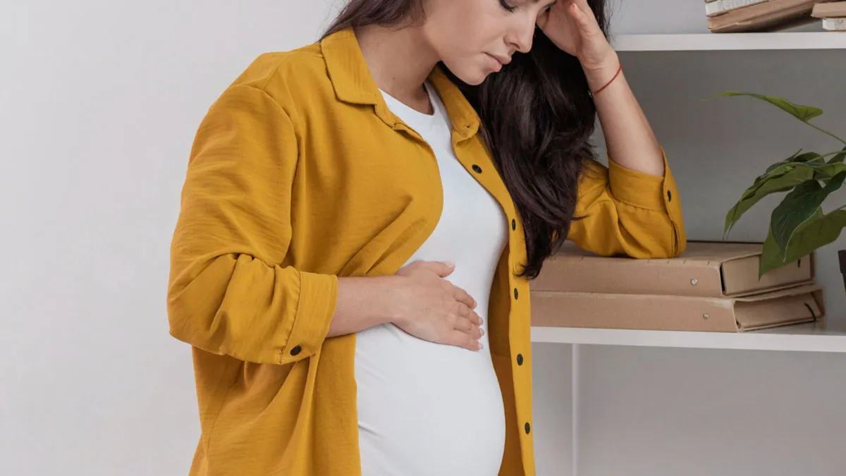 “I’m Tryna Help”: Man Pushes Pregnant Girlfriend To Exercise, Ignoring How Unwell She Feels