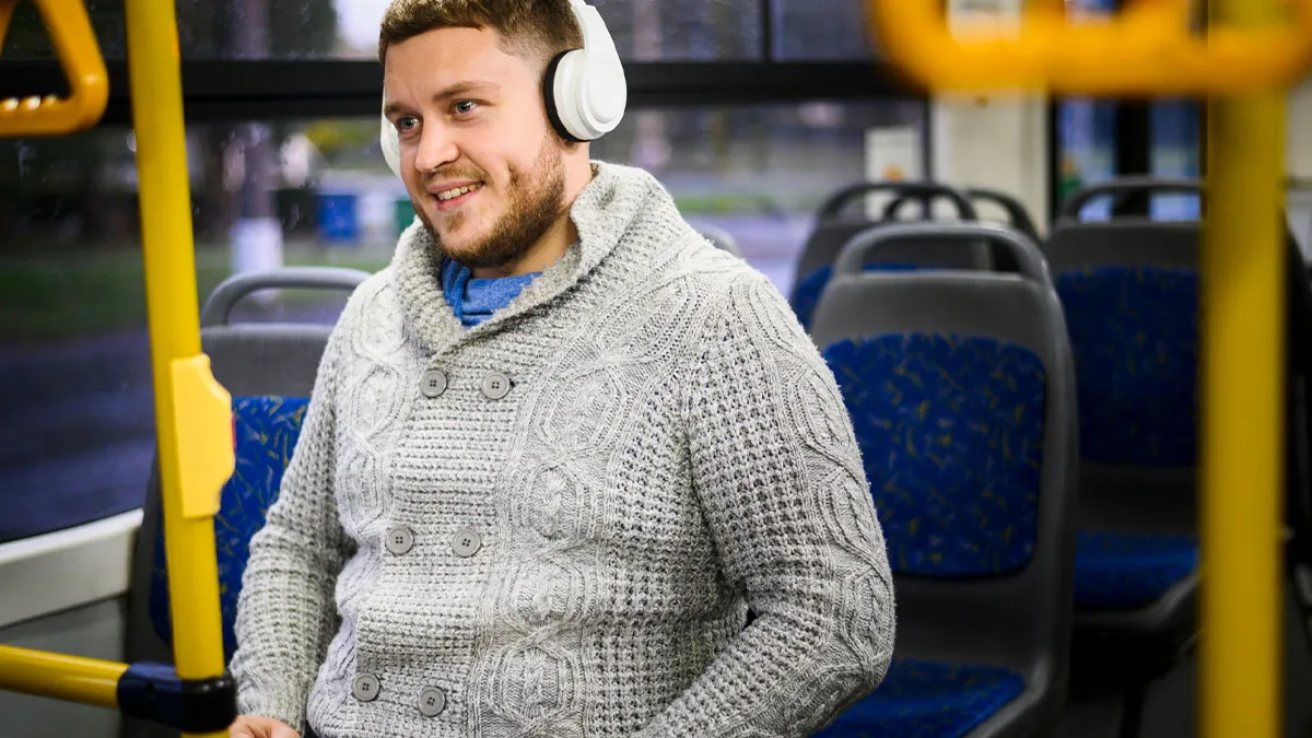 Man With Mobility Issues Gets Shamed By Teen Karen For Using A Disabled Person's Seat On The Bus