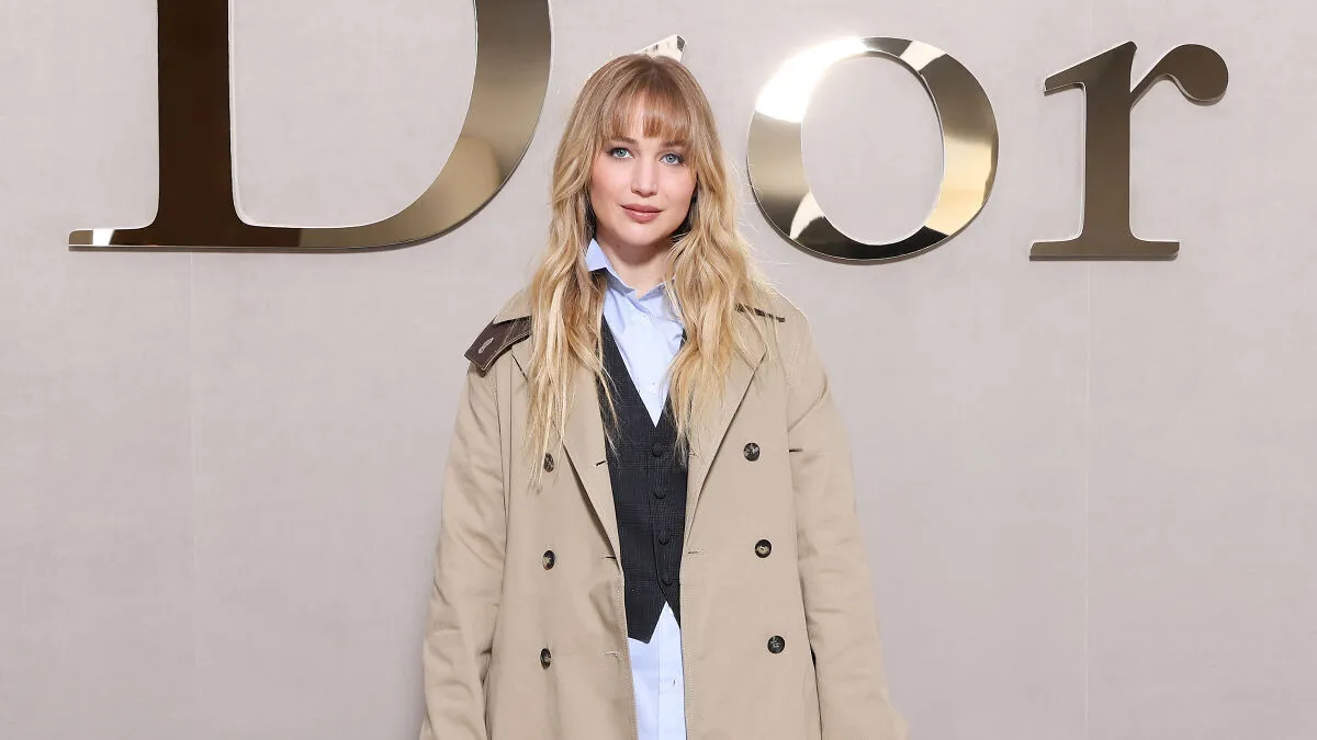 "Arrest Every Plastic Surgeon In LA": Jennifer Lawrence Sparks Frenzy At Paris Fashion Week
