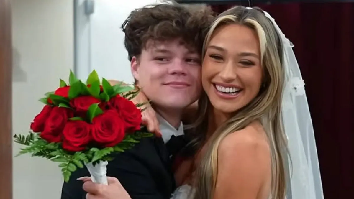 Adult Star Breaks Silence On “Humiliating” Wedding Vows And Splitting From YouTube Prankster Husband