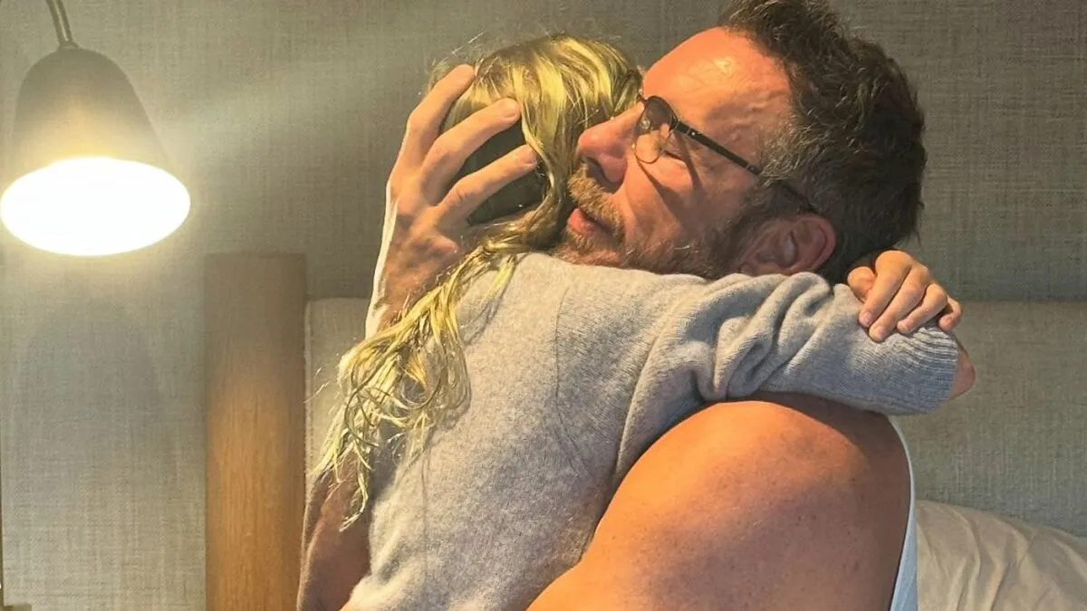 "Could Be Triggering For Victims": Many Are Horrified By Kristen Bell's Wedding Anniversary Post