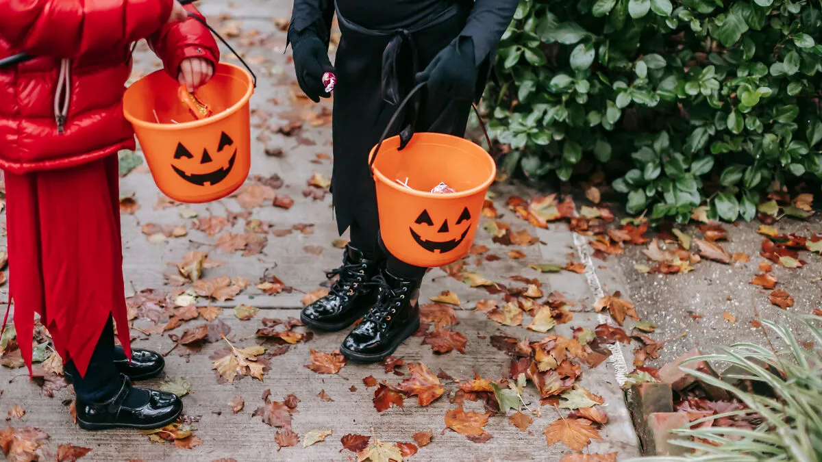 First Time Trick Or Treating? No Problem! Follow Our Handy Halloween Etiquette Guide