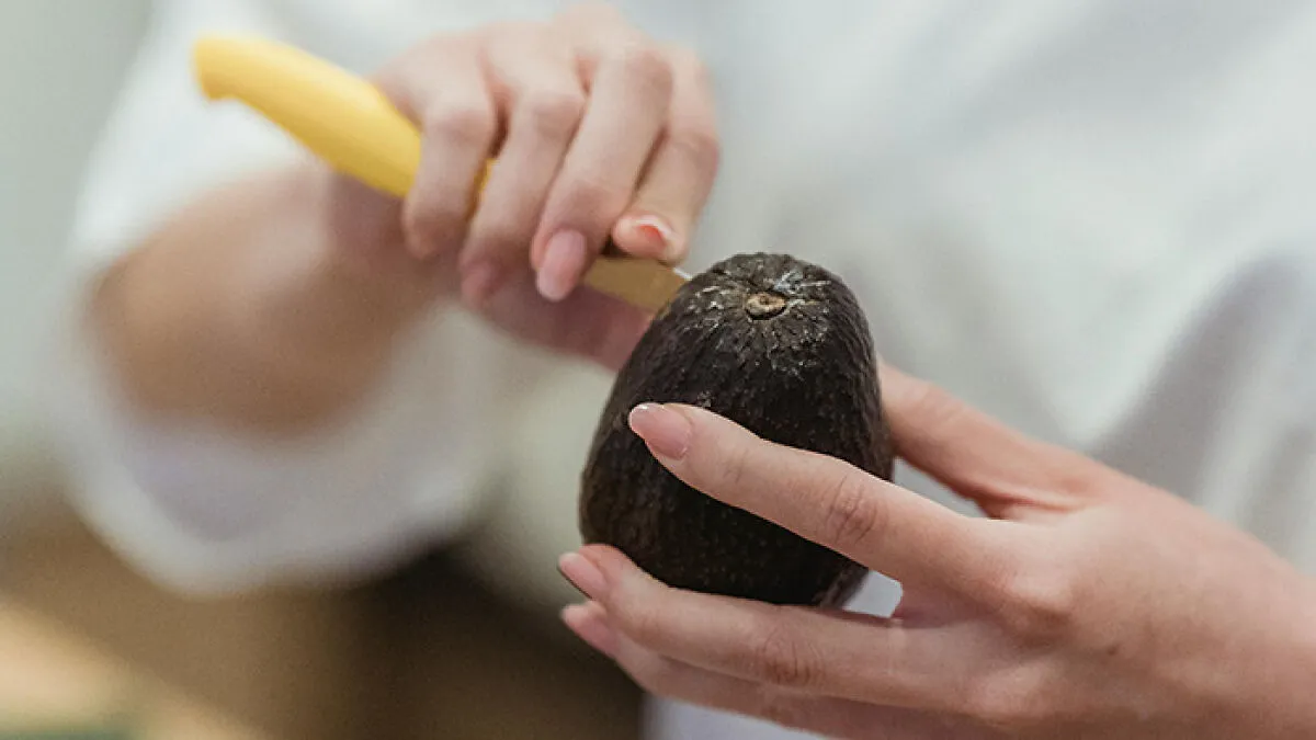 ER Doctor Reveals Many People Are Ending Up In Hospital Over Avocados, Here’s Why