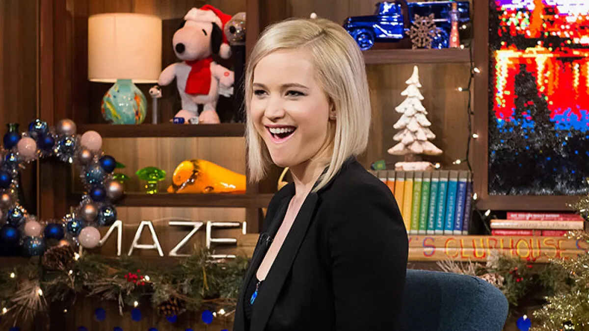"She Married A Rich Art Dealer": Jennifer Lawrence Claims She Was "Rejected" For Her Personality