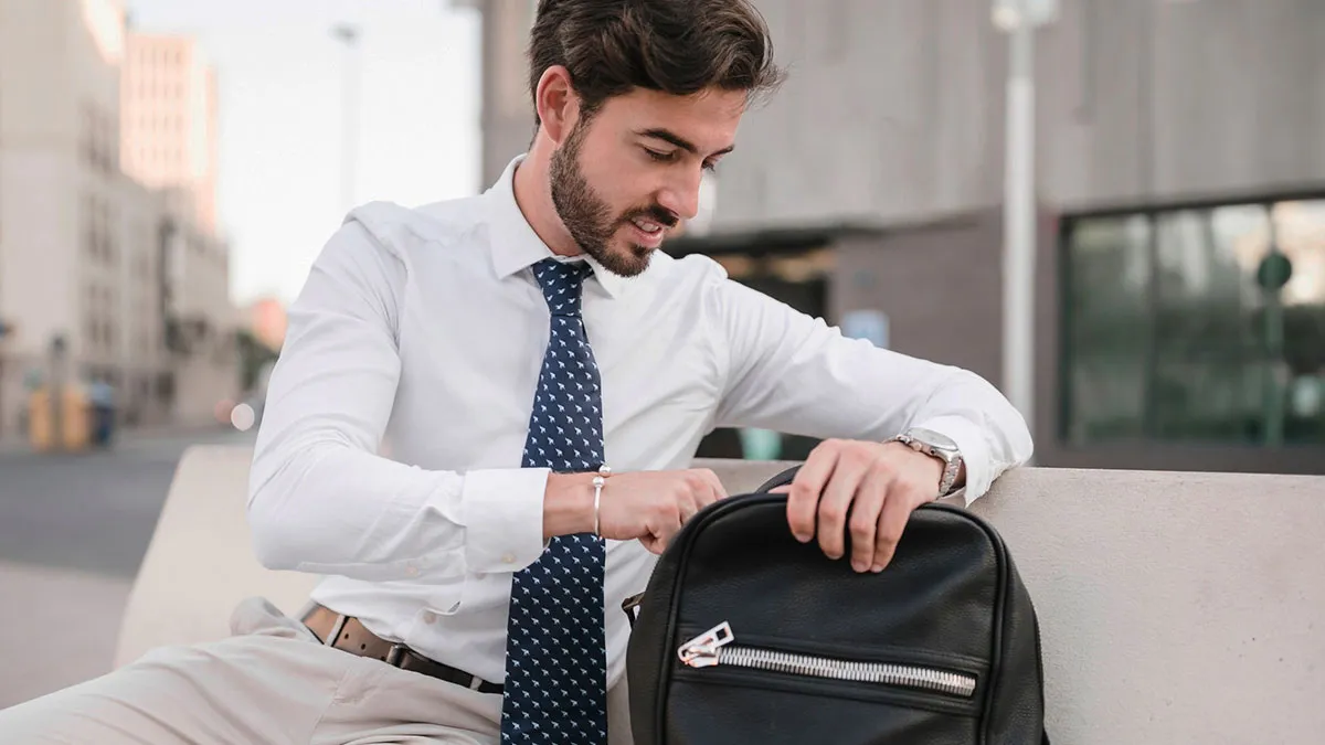Man Believes He’s Allowed To Go Through Female Colleague’s Purse, Faces Trouble With HR For It