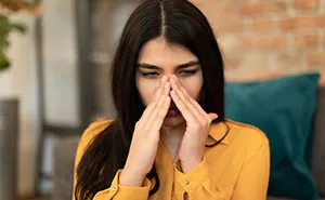 Scent-Sensitive Lady Wants Coworker To Stop Washing Hands, Is Told Off After Complaining To Boss