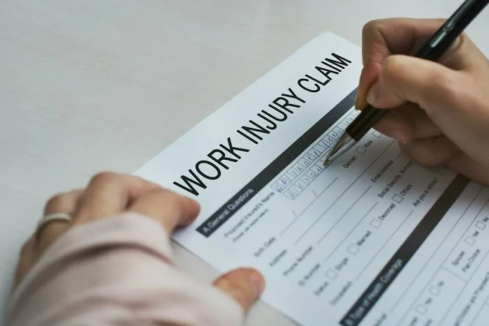 “Learn How To Swim”: People Say To Dedicate 10 Hours To These 46 Skills That Pay Off Big-Time
