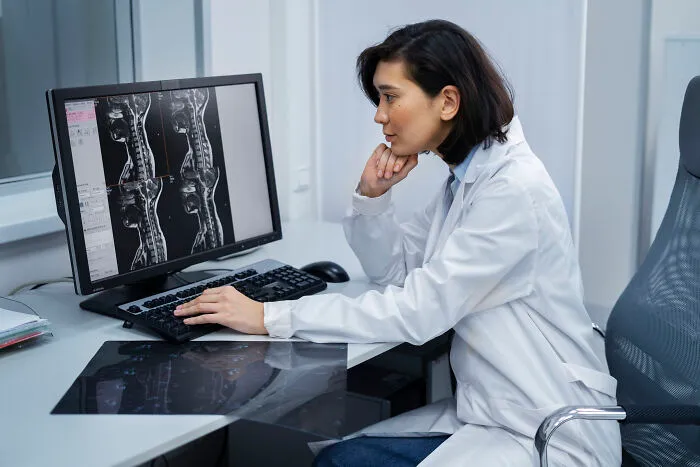 40 Doctors Reveal The Most Dangerous Mistakes They’ve Ever Had To Fix