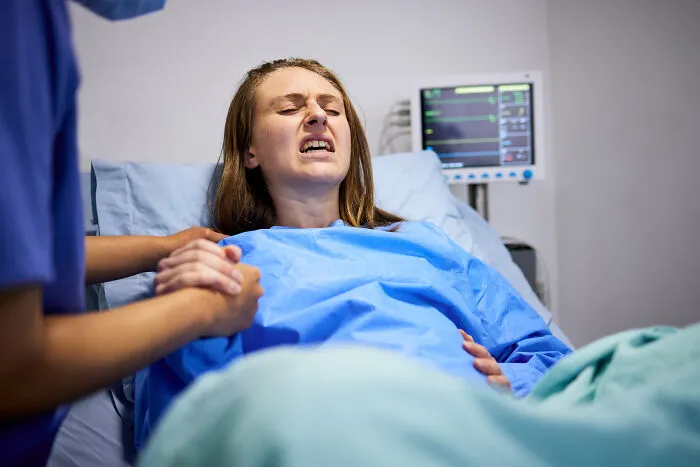 39 Unforgettable Delivery Room Moments That Left Everyone Laughing