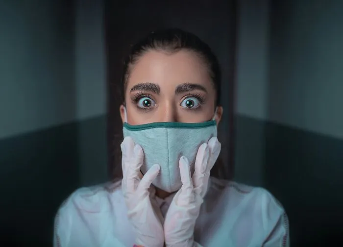 "Creepiest Thing I've Seen": 43 Doctors Share The Worst Things They've Witnessed On The Job
