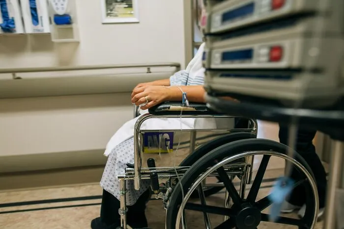 "Creepiest Thing I've Seen": 43 Doctors Share The Worst Things They've Witnessed On The Job