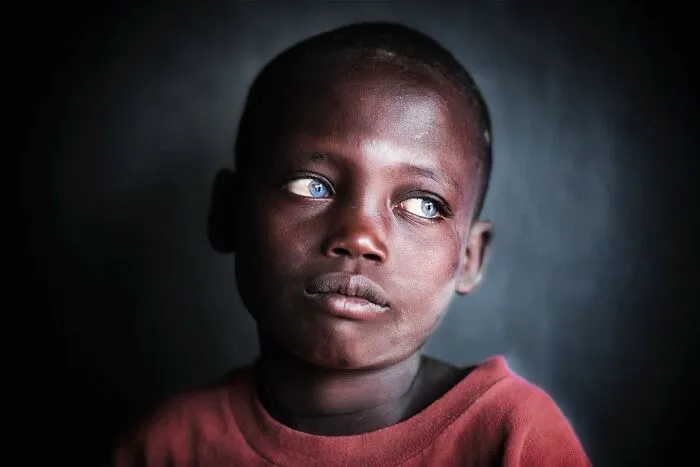 33 Stunning Childhood Portraits From Around The World, Curated By The ‘Photocrowd’ Page
