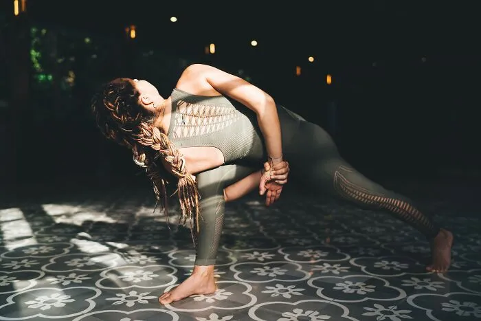 “Learn How To Swim”: People Say To Dedicate 10 Hours To These 46 Skills That Pay Off Big-Time